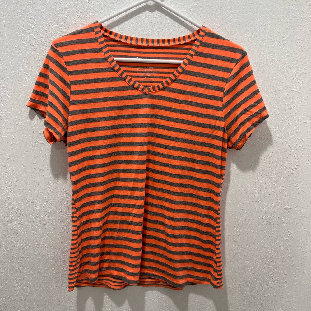 Bally Total Fitness Juniors Large Tee